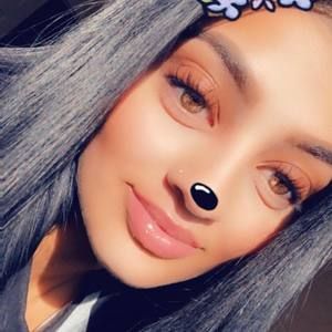 Meet your Posher, Destiny